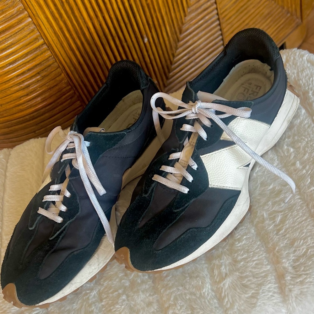 New Balance Black & White Men's Casual Sneakers, worn spots on soles and shoe